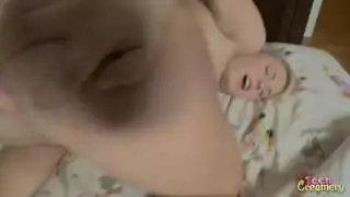 نساء تصرخ من زب