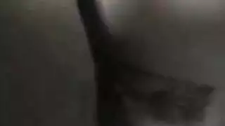 كوس متورم يرتطم بالقضيب