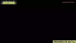 اب يسرق كلوت بنته