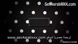 زوجة الأب تترك الأعمال المنزلية لجلسة جماع صريحة مع زوج ابنها