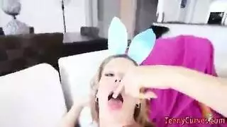 تركب على الزب بحرارة وقوة
