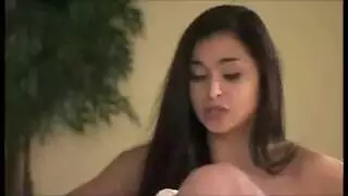 بورن سحاقي قاسي بجانب النار: تأوهات ومقص