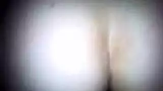 نيك اختي المحرونة بجنب صديقها نائمة