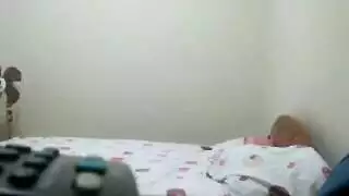 يمارس الجنس مع الأولاد بالدمى والصبي يمارس الجنس مع الأولاد والأولاد يمارس الجنس مع ديك كبيرة