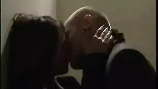 ولد ينيك امه بل الغصب