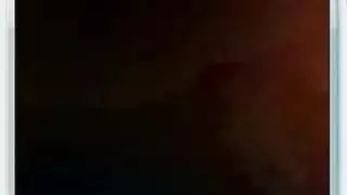 ويب إكس إكس إكس: رجل مقرون العضو يدلك لحمته ويطلق نافورة مني