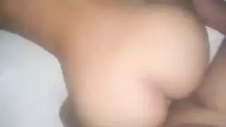 ضيقة مقابل مرتخية: كيف تؤثر الختان على جنس الكس