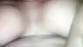 احتفال العيد يتحوّل إلى إباحي مع فتاة مصرية ساخنة