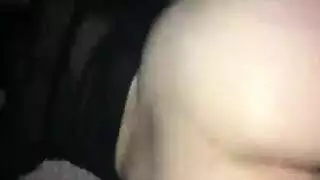 فتاة ليل عربية بعد أن يشبع نياكها كسها من زبه ينيك خرم طيزها و تصرخ