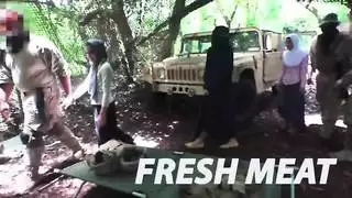 جولة من الغنائم كس عربي جديد لهذه الجنود الأمريكيين قرنية