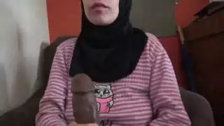 الحمار الكبيرة جبهة مورو المصرية تريد ممارسة الجنس مع الرجال السود