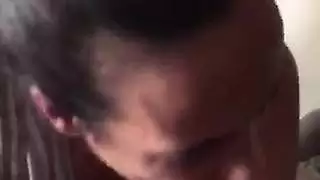 أنا أحب امتصاص هذا القضيب