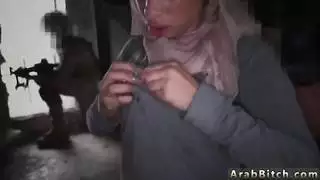 العرب الفرنسي الكبير الثدي لأول مرة تسليم عامر