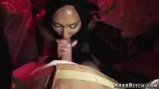 الجنس العربي خادمة الجنس والفتاة المثيرة الساخنة موجودة!