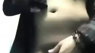شرموطة مصرية محجبة تستعرض لنياكها
