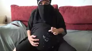 المرأة المسلمة الحوامل تحصل على شمال شاب من ربيب