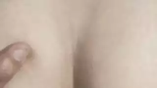تمتلئ مؤخرتي
