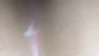 الشرموطة تحب اللبن في & الطيز