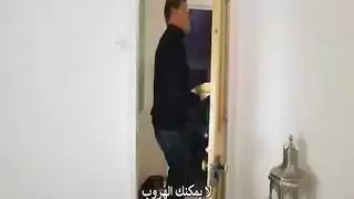 سكس مترجم جوردي متخفي لصديقتة داخل الصندوق